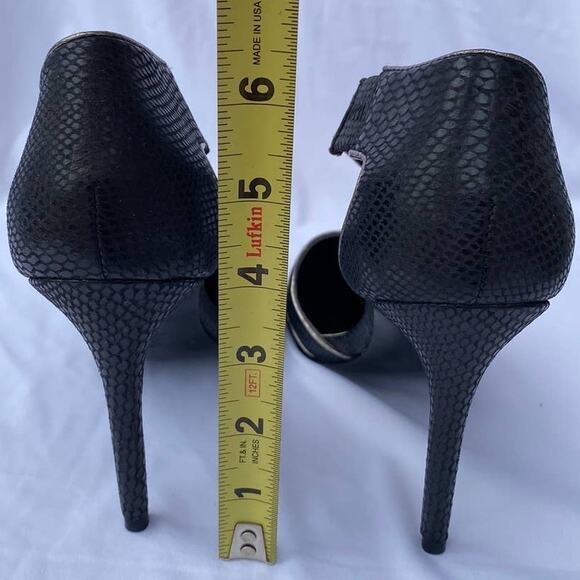 Charles by Charles David Black Snakeskin Pointed Toe D'Orsay Heeled Pumps 7M - Picture 8 of 8